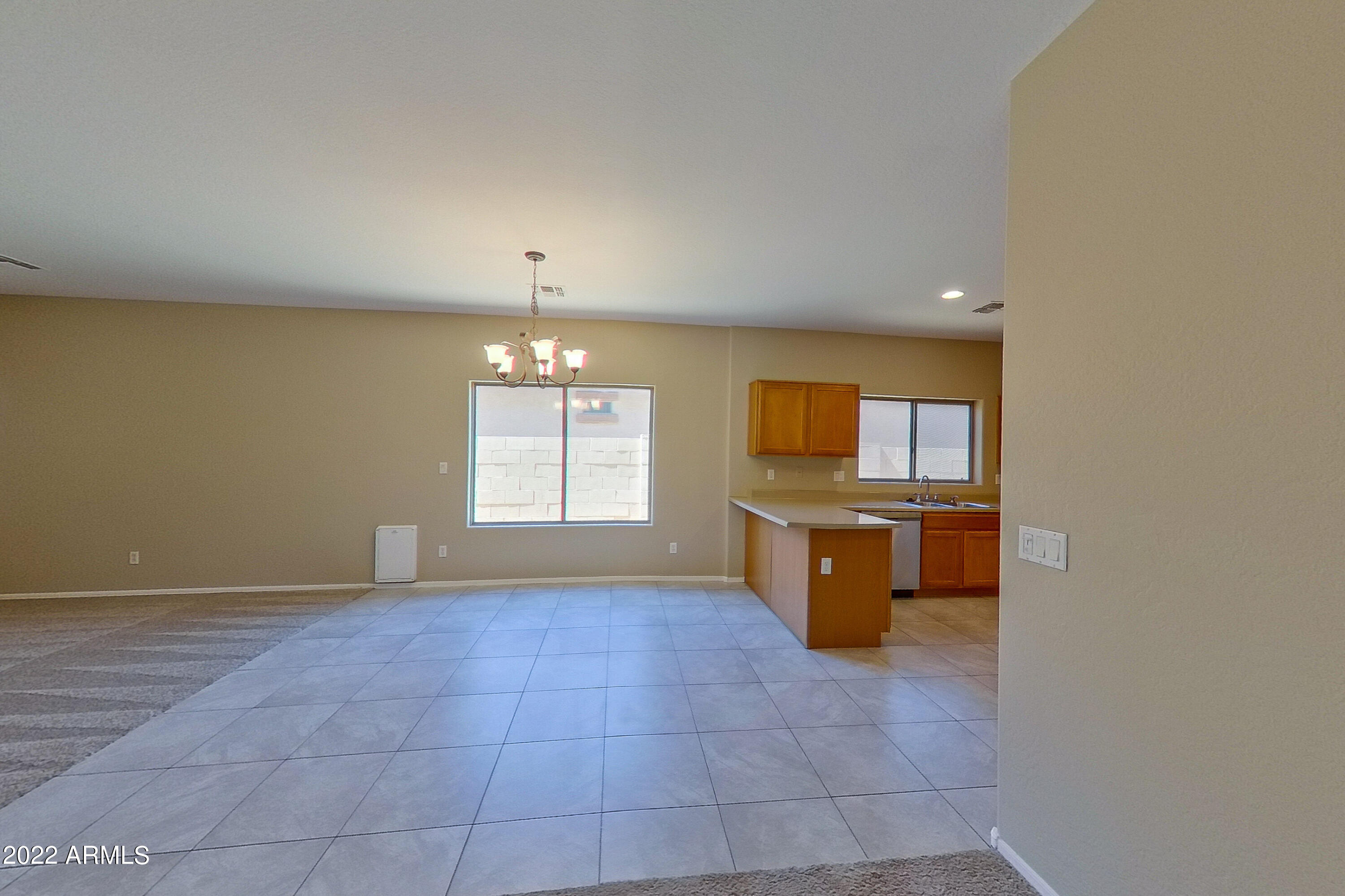 287 West Rio Drive Casa Grande, AZ 85122 - Photo 12 of 29 287 W Rio Dr Casa Grande AZ-print-012-01
