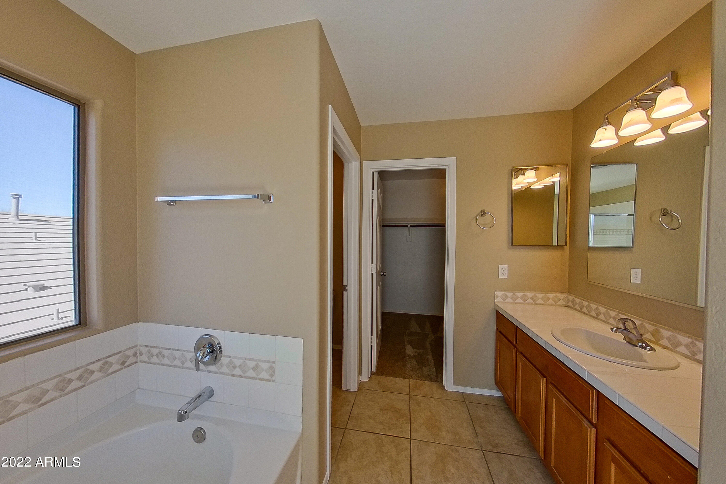 287 West Rio Drive Casa Grande, AZ 85122 - Photo 18 of 29 287 W Rio Dr Casa Grande AZ-print-018-01