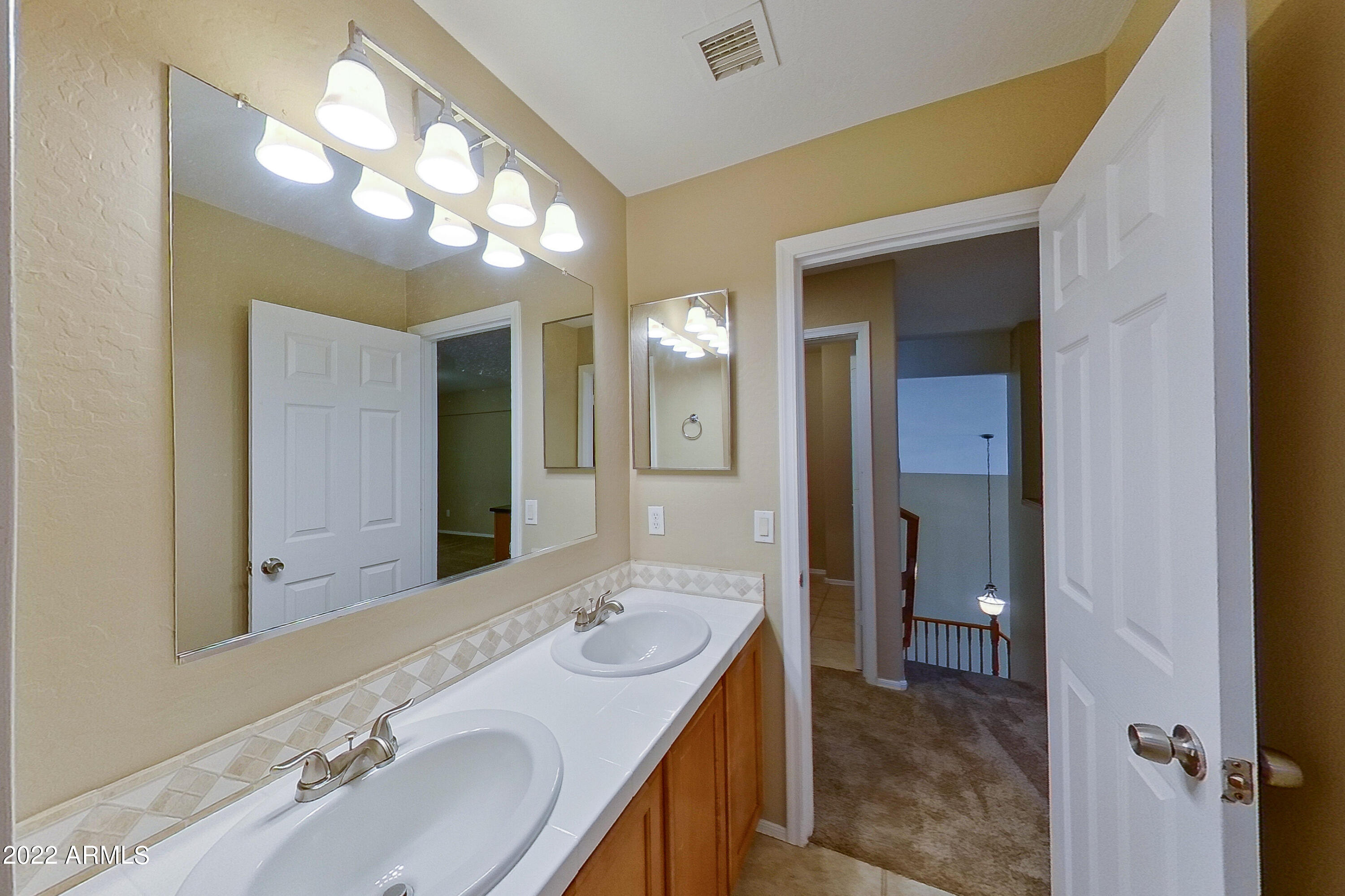287 West Rio Drive Casa Grande, AZ 85122 - Photo 27 of 29 287 W Rio Dr Casa Grande AZ-print-028-02