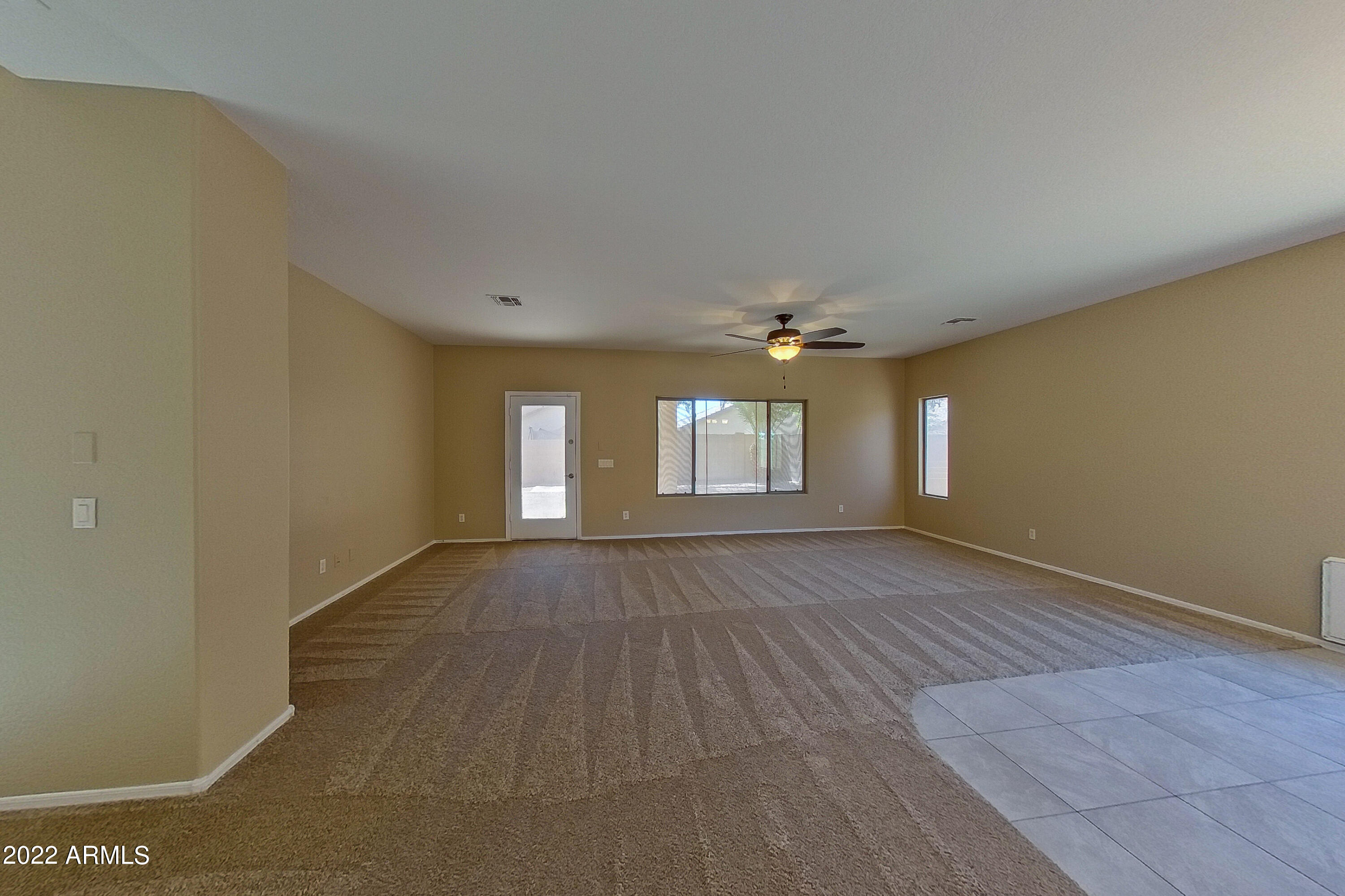 287 West Rio Drive Casa Grande, AZ 85122 - Photo 5 of 29 287 W Rio Dr Casa Grande AZ-print-005-00