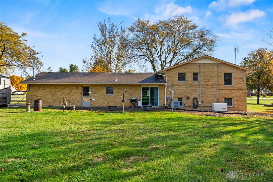 3555 Miller Road Springfield, OH 45502 - Photo 41 of 53