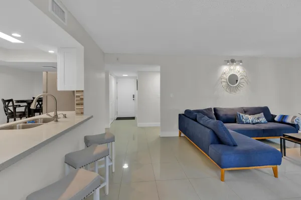 $4,800 | 955 Dotterel Road, Unit 2104, Delray Beach, FL 33444