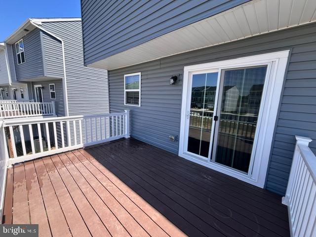 7236 Potomac Terrace Ruther Glen, VA 22546 - Photo 21 of 24 a view of wooden deck