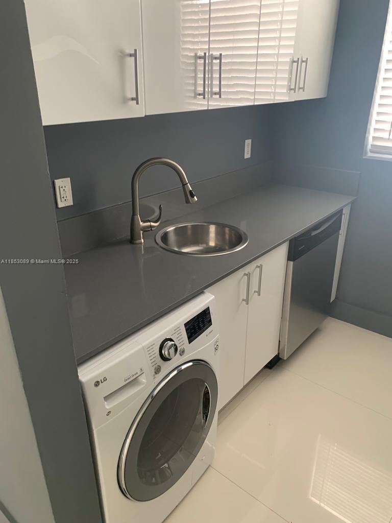 1604 Drexel Avenue, Unit 208 Miami Beach, FL 33139 - Photo 3 of 10