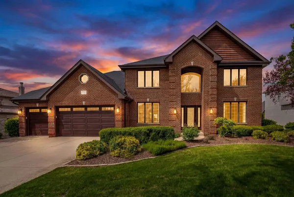 $1,095,000 | 1045 Hilltop Drive, Lemont, IL 60439
