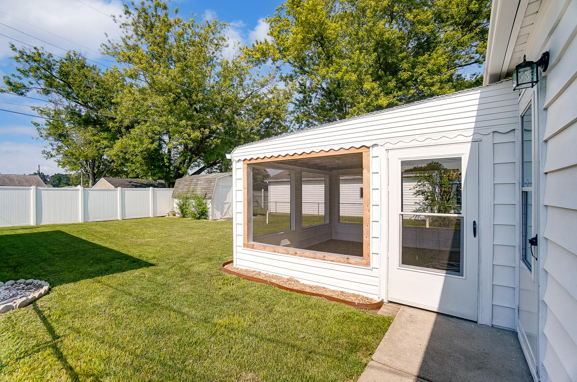 2115 Memorial Drive Springfield, OH 45505 - Photo 33 of 38 Gallery Image 33