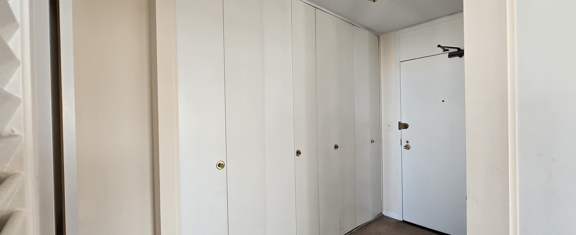 5455 North Sheridan Road, Unit 2415 Chicago, IL 60640 - Photo 2 of 17 Gallery Image 2