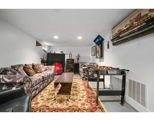 15 Laurine Road Danvers, MA 01923 - Photo 19 of 23 Gallery Image 19