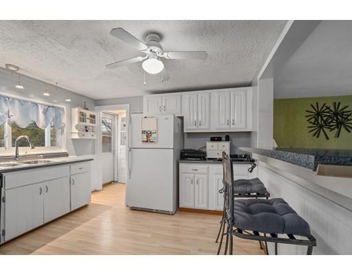 15 Laurine Road Danvers, MA 01923 - Photo 7 of 23 Gallery Image 7