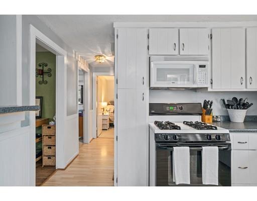 15 Laurine Road Danvers, MA 01923 - Photo 8 of 23 Gallery Image 8