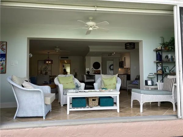 $4,250 | 1910 Gulf Shore Boulevard North, Unit 112, Naples, FL 34102