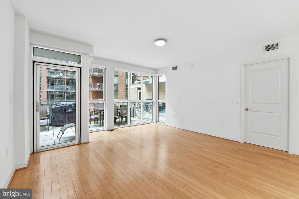 1025 First Street Southeast, Unit 301 Washington, DC 20003 - Photo 16 of 21