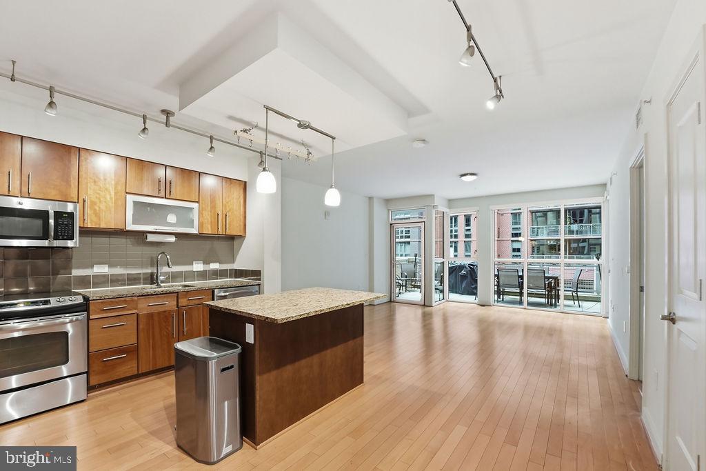 1025 First Street Southeast, Unit 301 Washington, DC 20003 - Photo 2 of 21