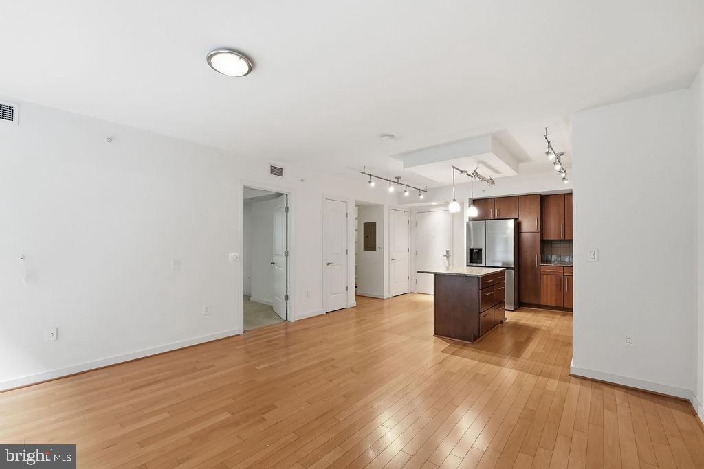 1025 First Street Southeast, Unit 301 Washington, DC 20003 - Photo 4 of 21