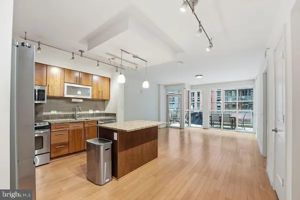 $2,850 | 1025 First Street Southeast, Unit 301, Washington, DC 20003