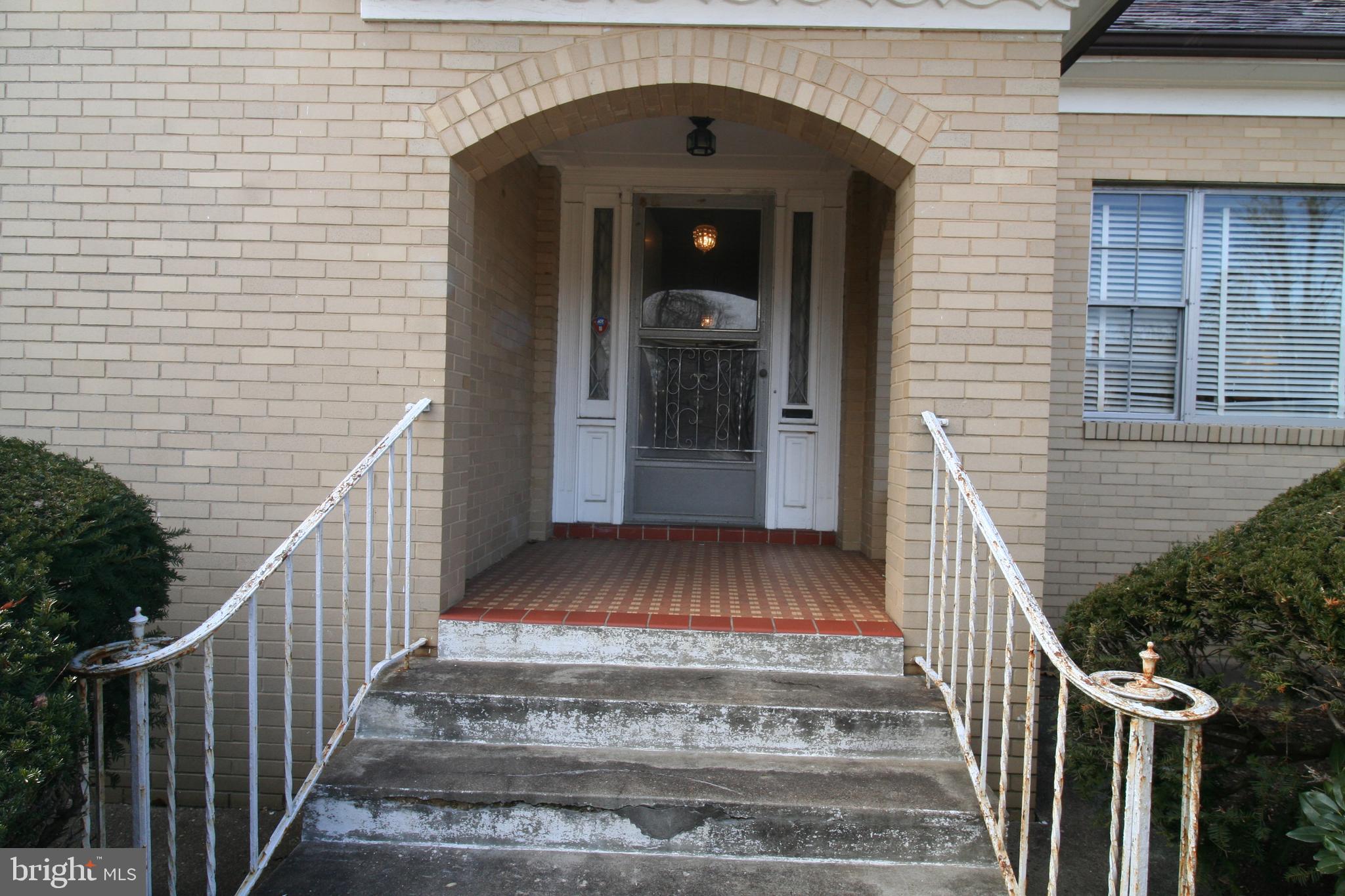 6510 16th Street Northwest Washington, DC 20012 - Photo 2 of 32 a view of entryway