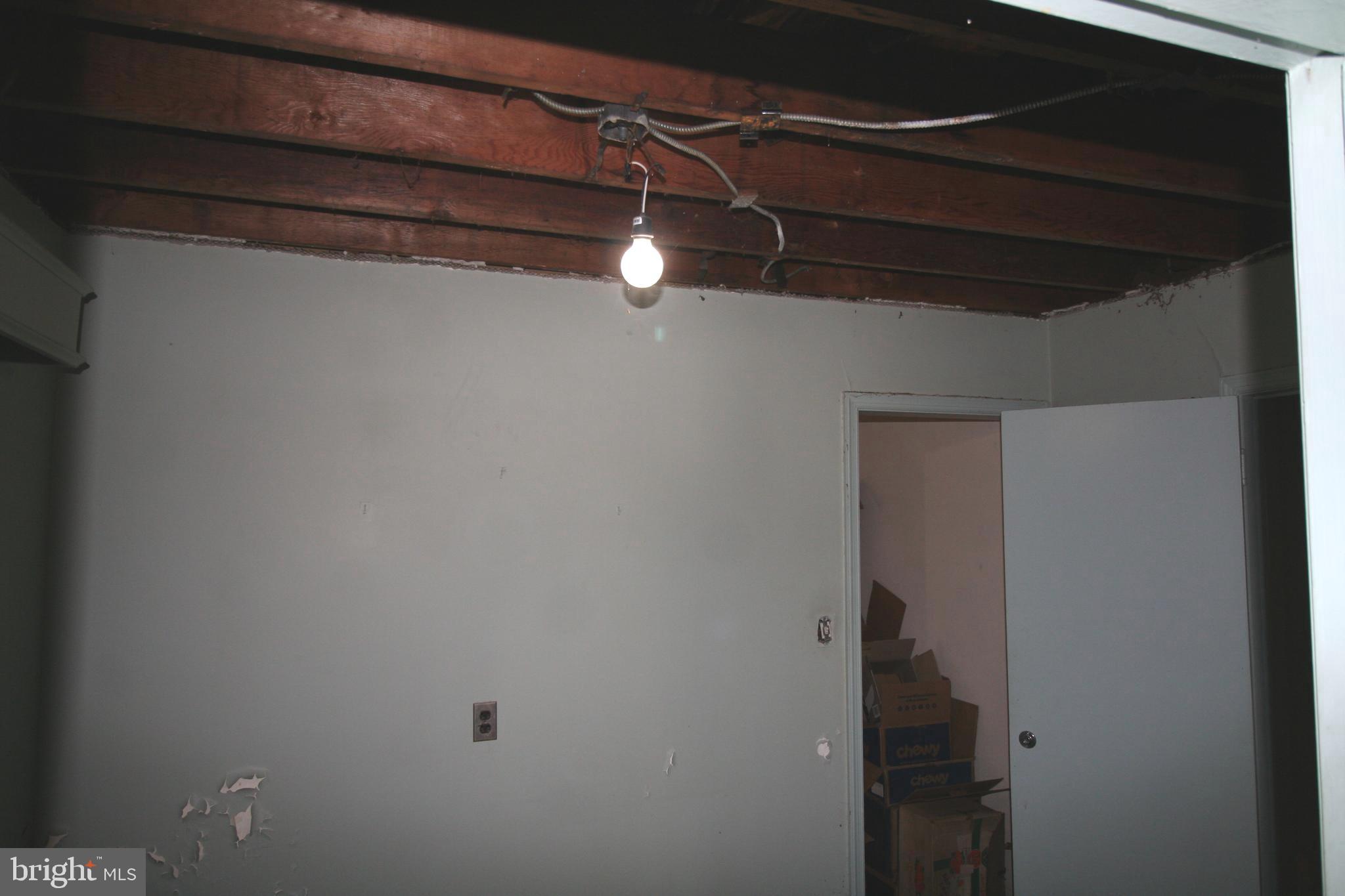 6510 16th Street Northwest Washington, DC 20012 - Photo 25 of 32 a view of small space