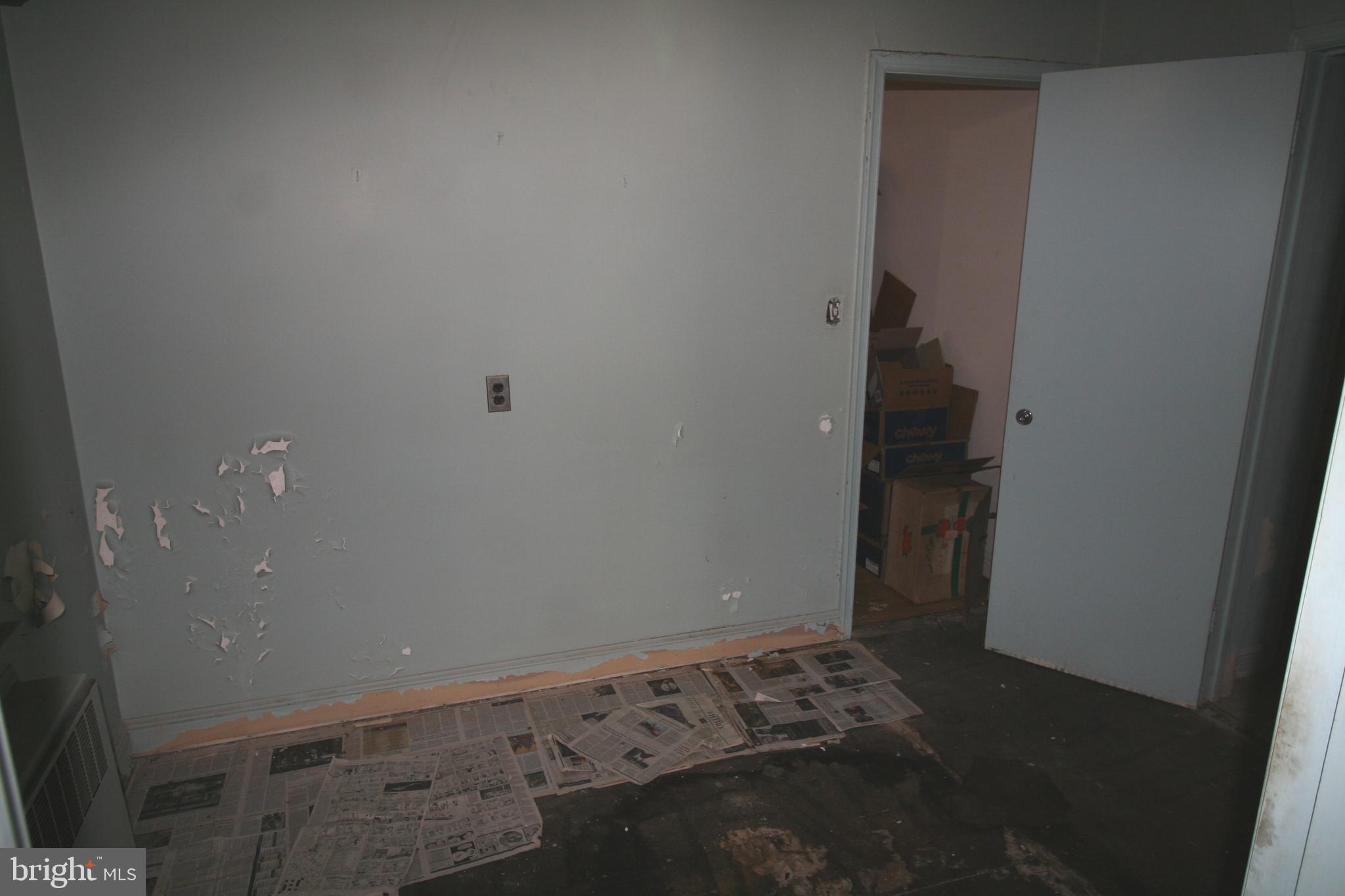 6510 16th Street Northwest Washington, DC 20012 - Photo 26 of 32 a view of an empty room