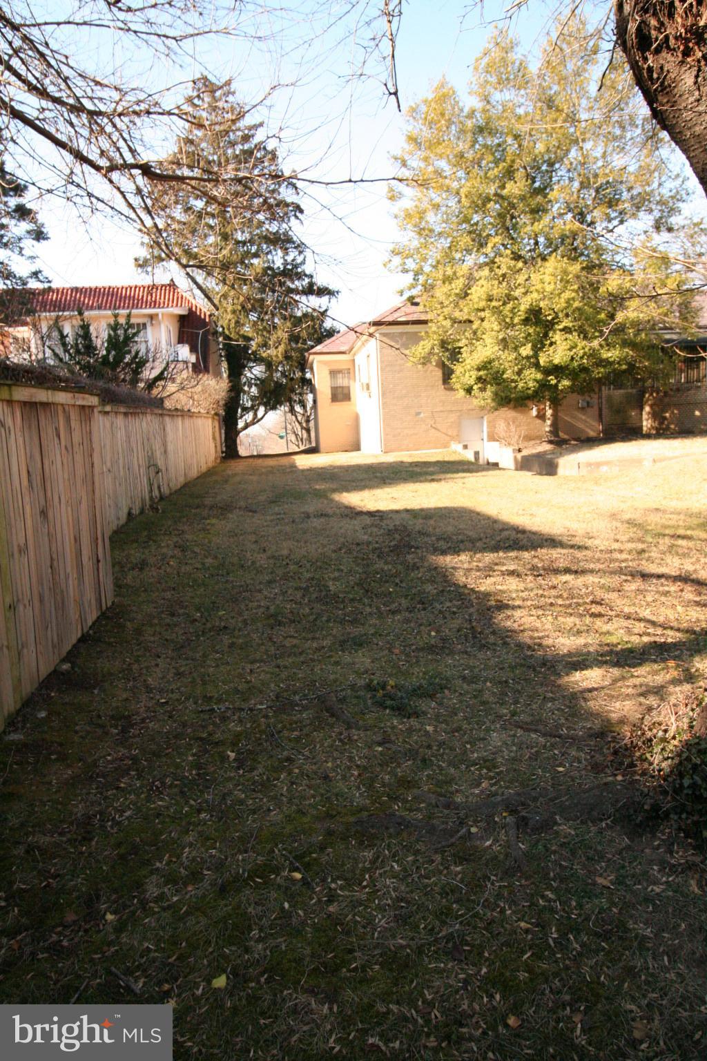 6510 16th Street Northwest Washington, DC 20012 - Photo 8 of 32 a view of an ocean beach