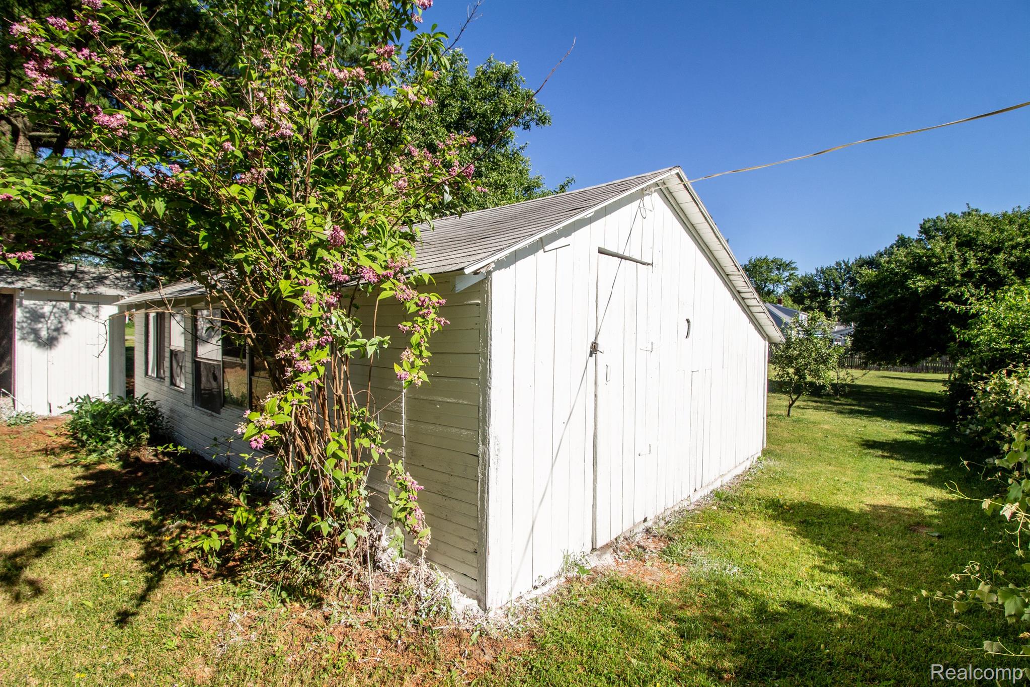6050 North Vassar Road Flint, MI 48506 - Photo 32 of 44 Gallery Image 32