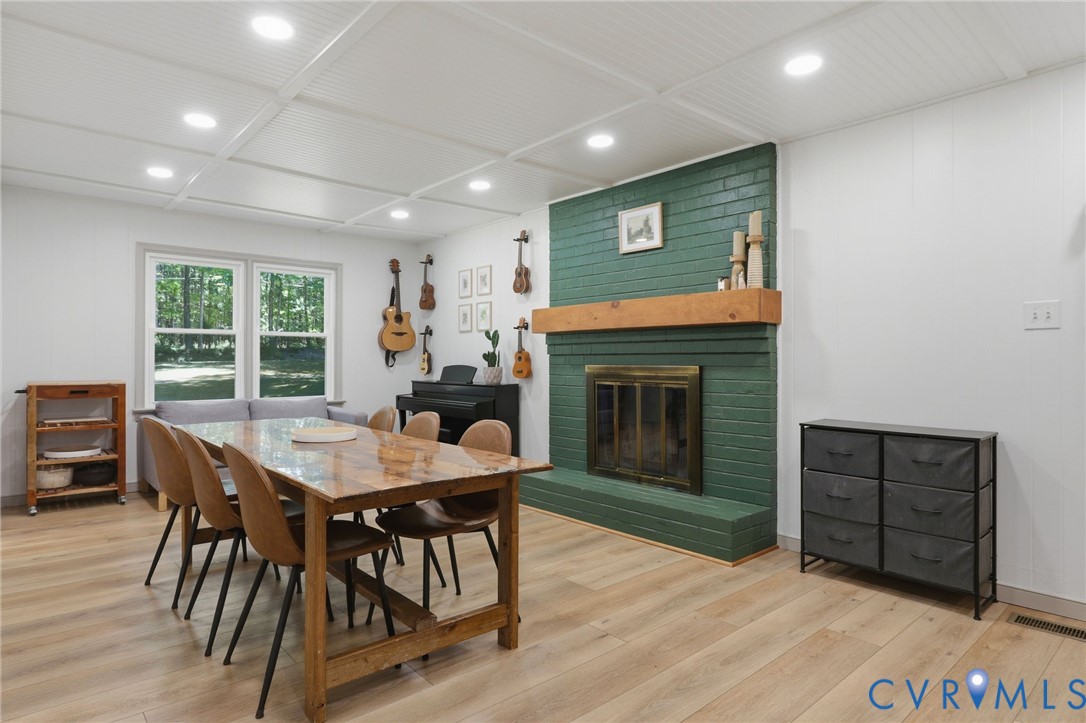 1024 Otterdale Road Midlothian, VA 23114 - Photo 16 of 44