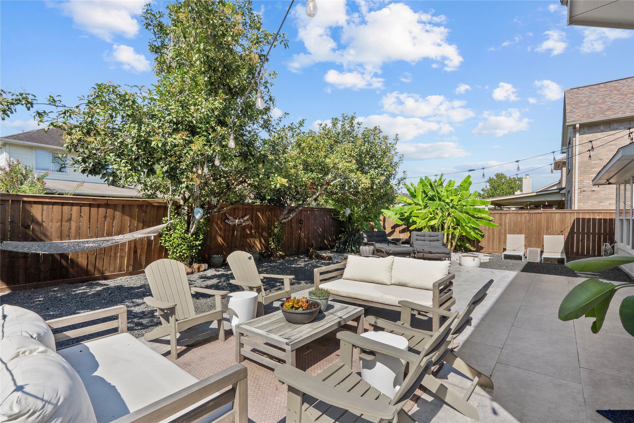 11514 Senna Ledge Court Houston, TX 77089 - Photo 37 of 48 a view of backyard with furniture and garden