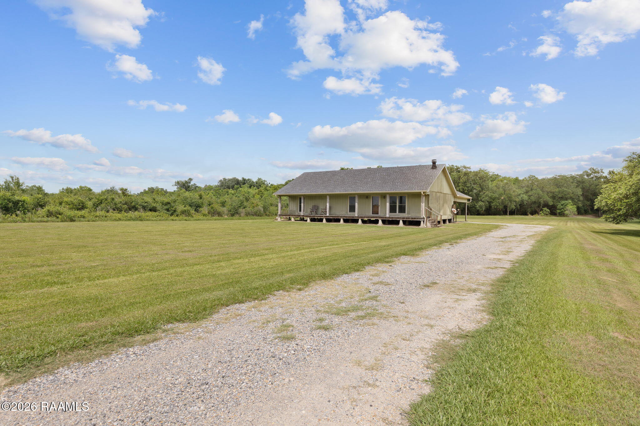 5431 Amerada Road Kaplan, LA 70548 - Photo 3 of 27 2-web-or-mls-5432 Amerada Rd-2