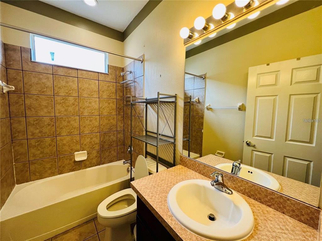 13920 Bluebird Pond Road Windermere, FL 34786 - Photo 13 of 20 Gallery Image 13