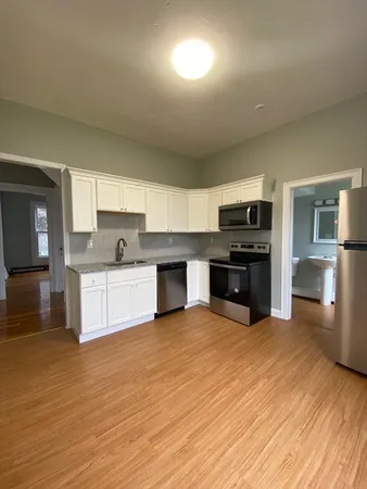 $2,400 | 50 Congress Street, Unit 1, Milford, MA 01757