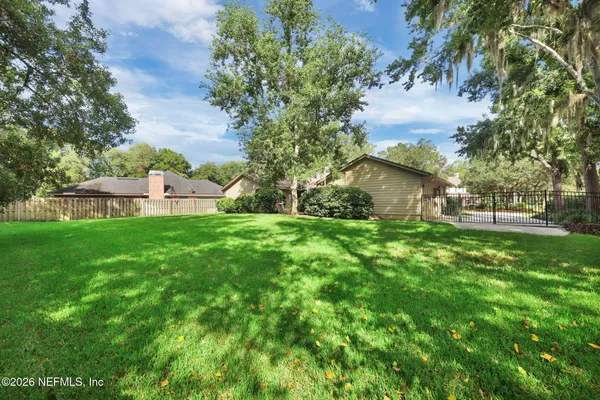 a view of outdoor space and city view