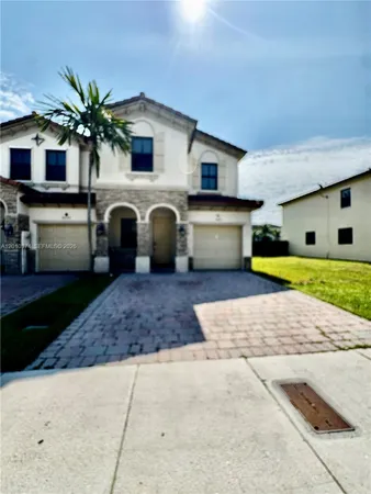$4,200 | 8681 Northwest 98th Avenue, Unit 8681, Doral, FL 33178