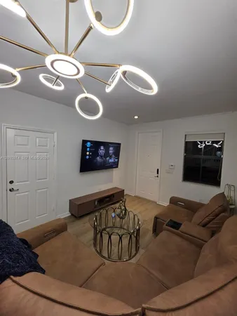 $4,200 | 8681 Northwest 98th Avenue, Unit 8681, Doral, FL 33178