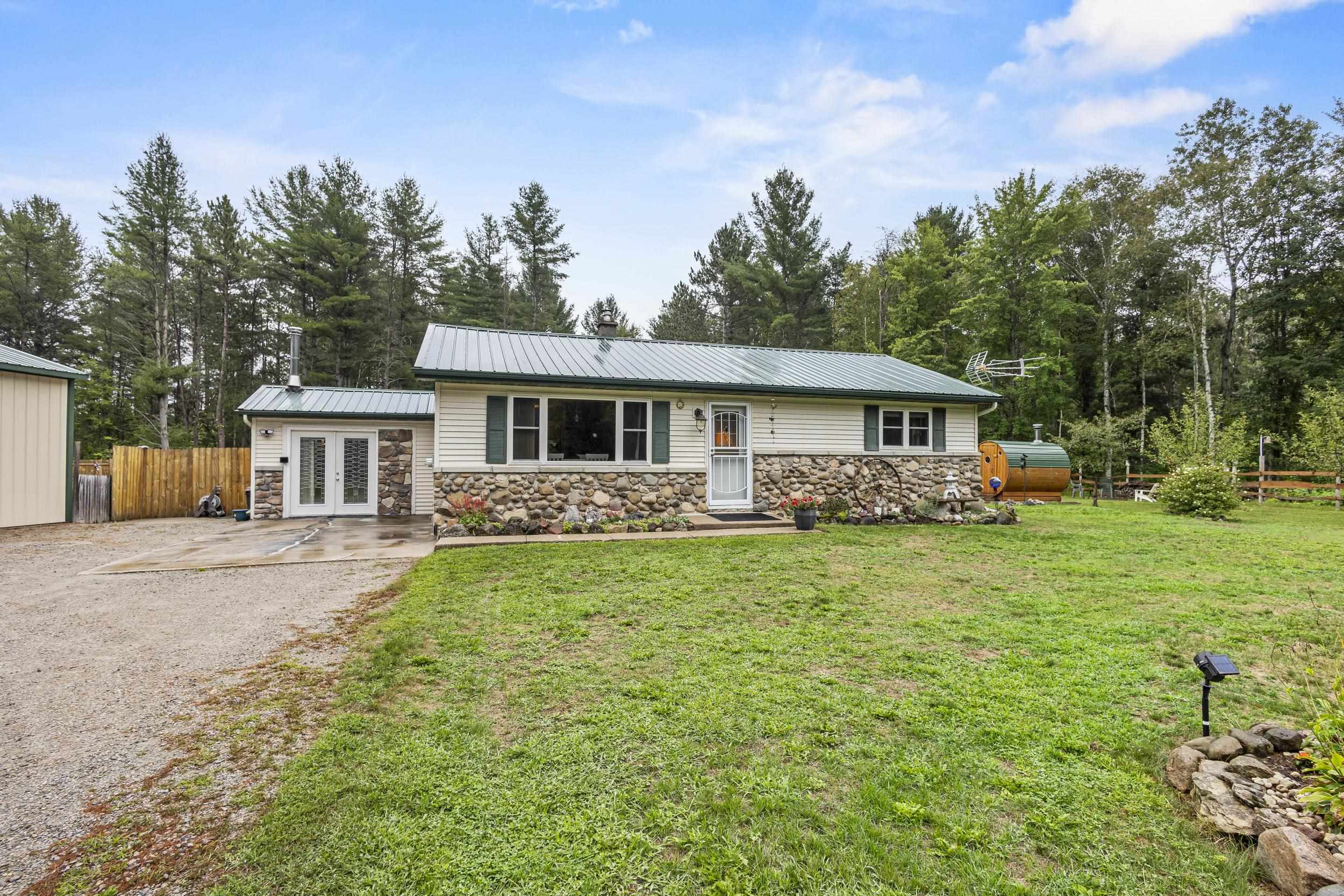N7396 Mazor Road Crivitz, WI 54114 - Photo 3 of 38 Gallery Image 3