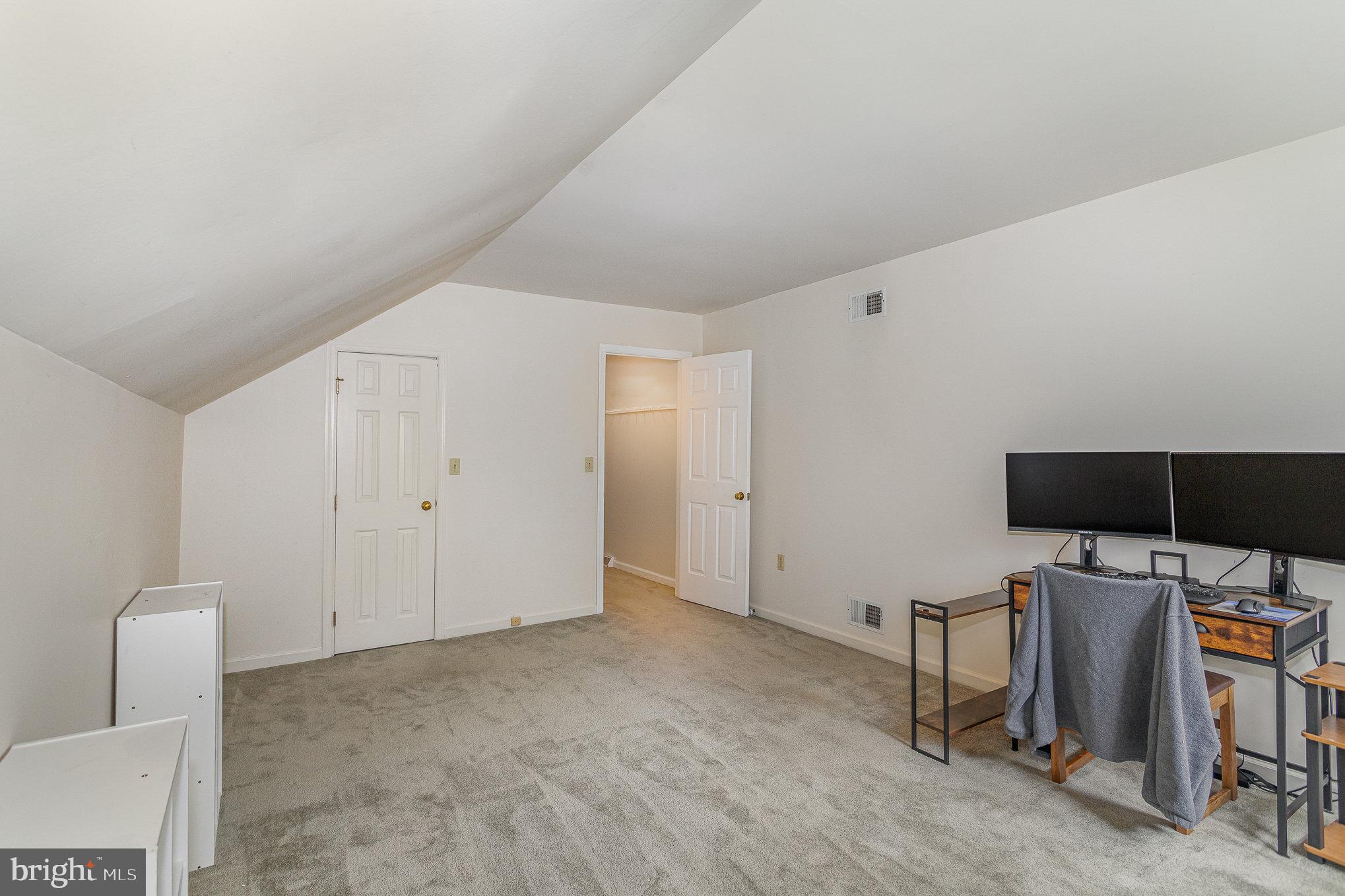 179 Ridings Way Lancaster, PA 17601 - Photo 28 of 47 Bedroom 4