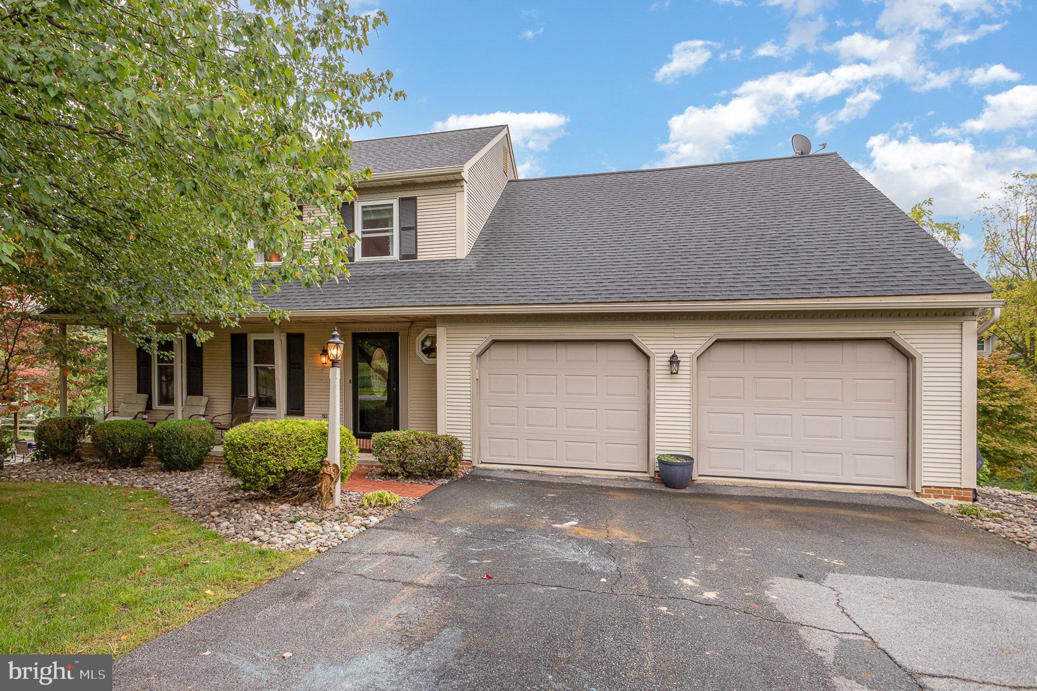 179 Ridings Way Lancaster, PA 17601 - Photo 3 of 47 Front