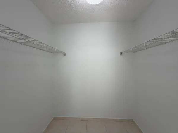 $2,200 | 2704 Knight Lane, Delray Beach, FL 33445