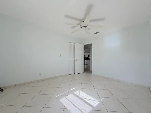 $2,200 | 2704 Knight Lane, Delray Beach, FL 33445