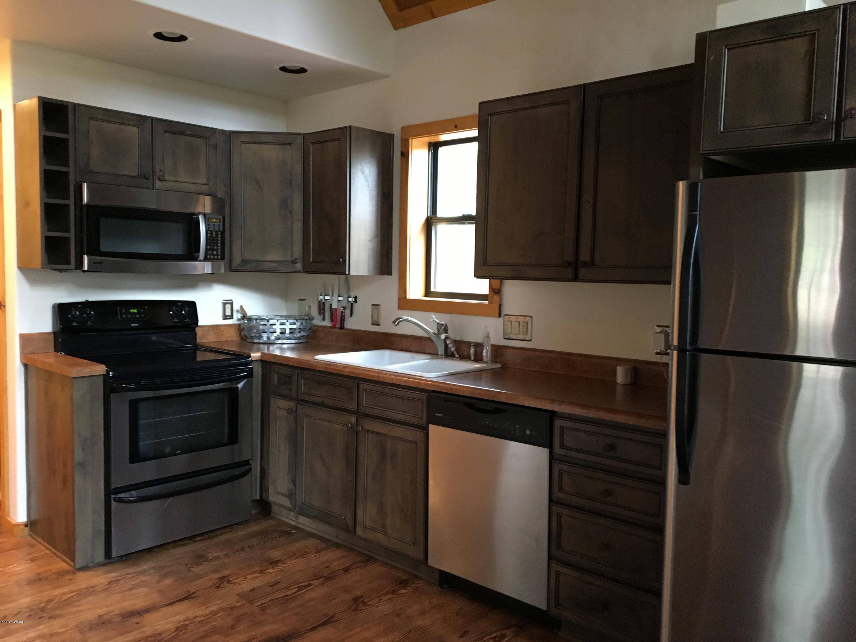 2876 Pine Rim Road Overgaard, AZ 85933 - Photo 3 of 28