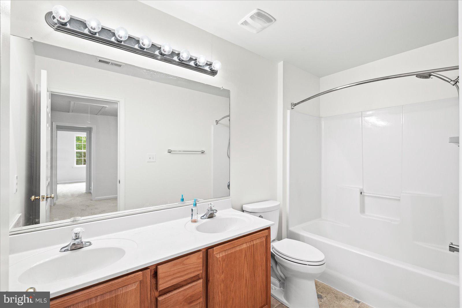 6434 St Pauls Road King George, VA 22485 - Photo 44 of 68 Upstairs Full Bath