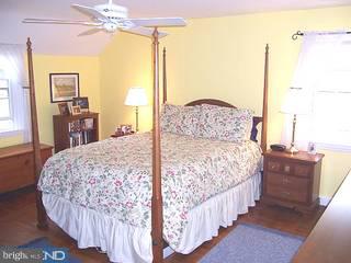 310 Old Lancaster Road Devon, PA 19333 - Photo 5 of 6