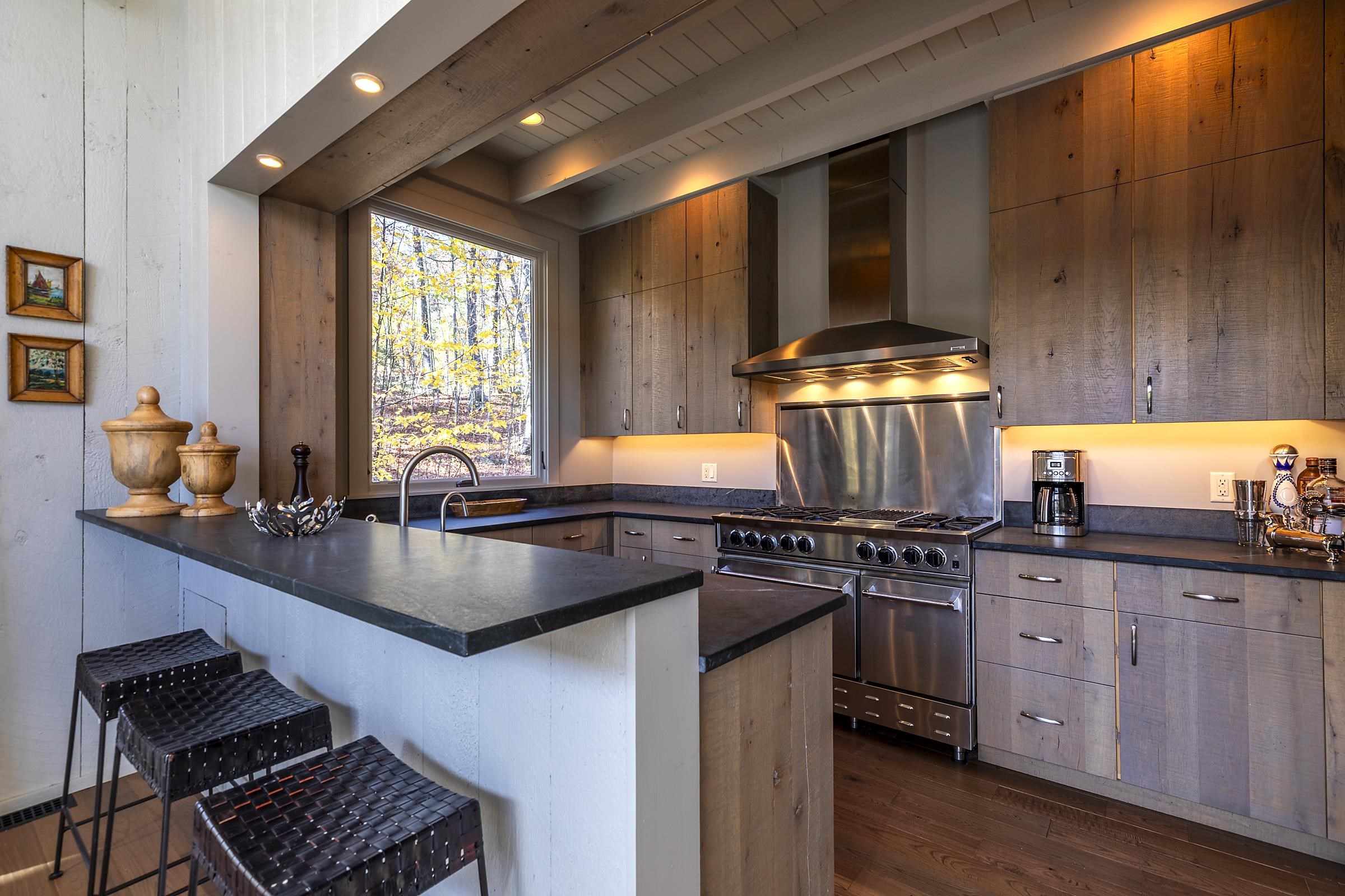97 North Brookwood Road Stratton, VT 05155 - Photo 6 of 52