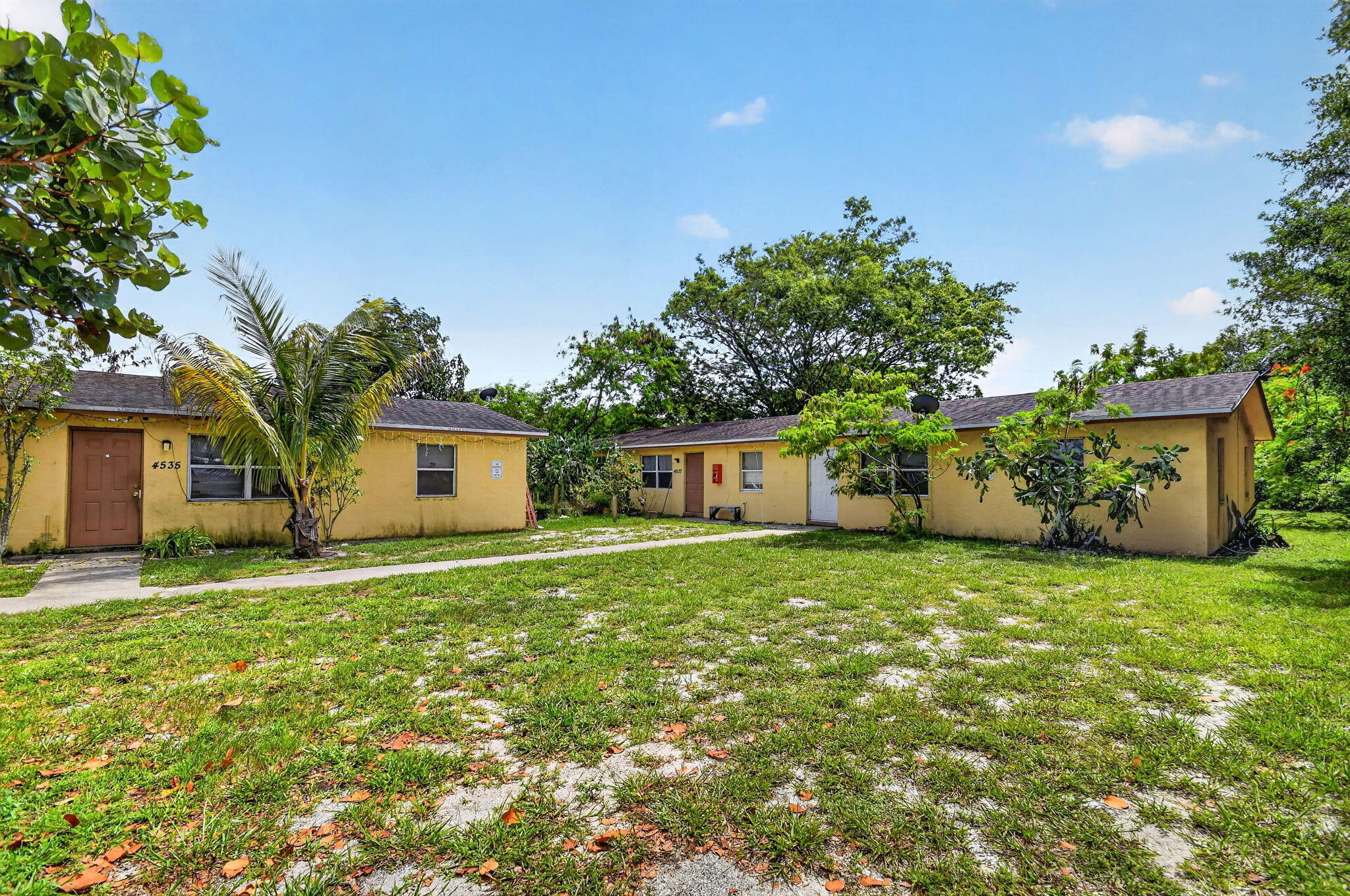 4537 Coconut Road Lake Worth, FL 33461 - Photo 16 of 55 27-web-or-mls-NEW (1)
