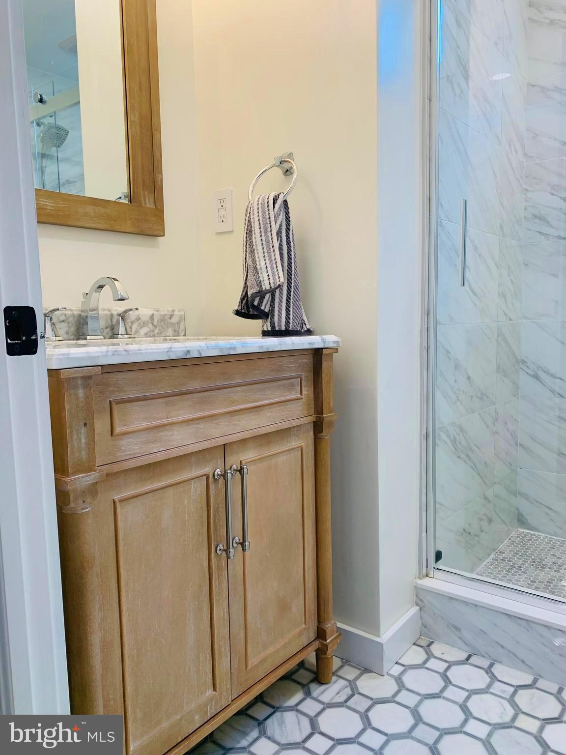 8 Hollow Road Levittown, PA 19056 - Photo 32 of 37 Gallery Image 32