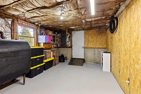 $235,000 | 11 Kingman Street, Fairfield, ME 04937