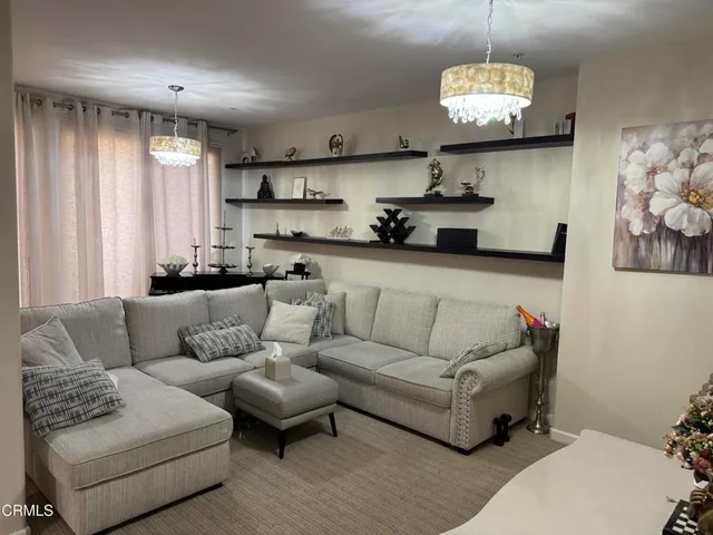 $5,000 | 250 North 1st Street, Unit 301, Burbank, CA 91502