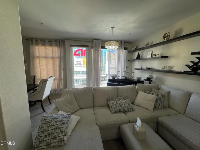 $5,000 | 250 North 1st Street, Unit 301, Burbank, CA 91502