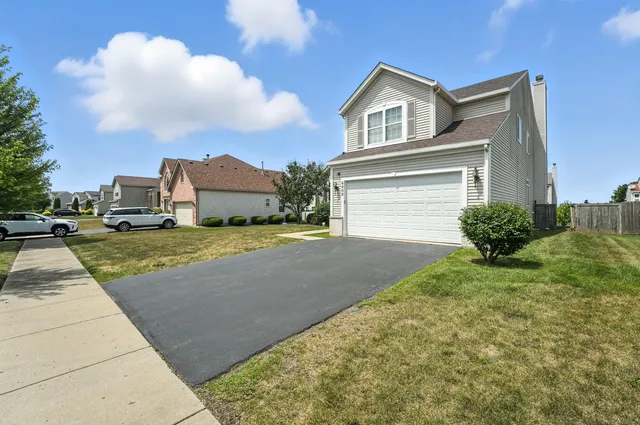 $364,900 | 6608 Pasture Side Trail, Matteson, IL 60443