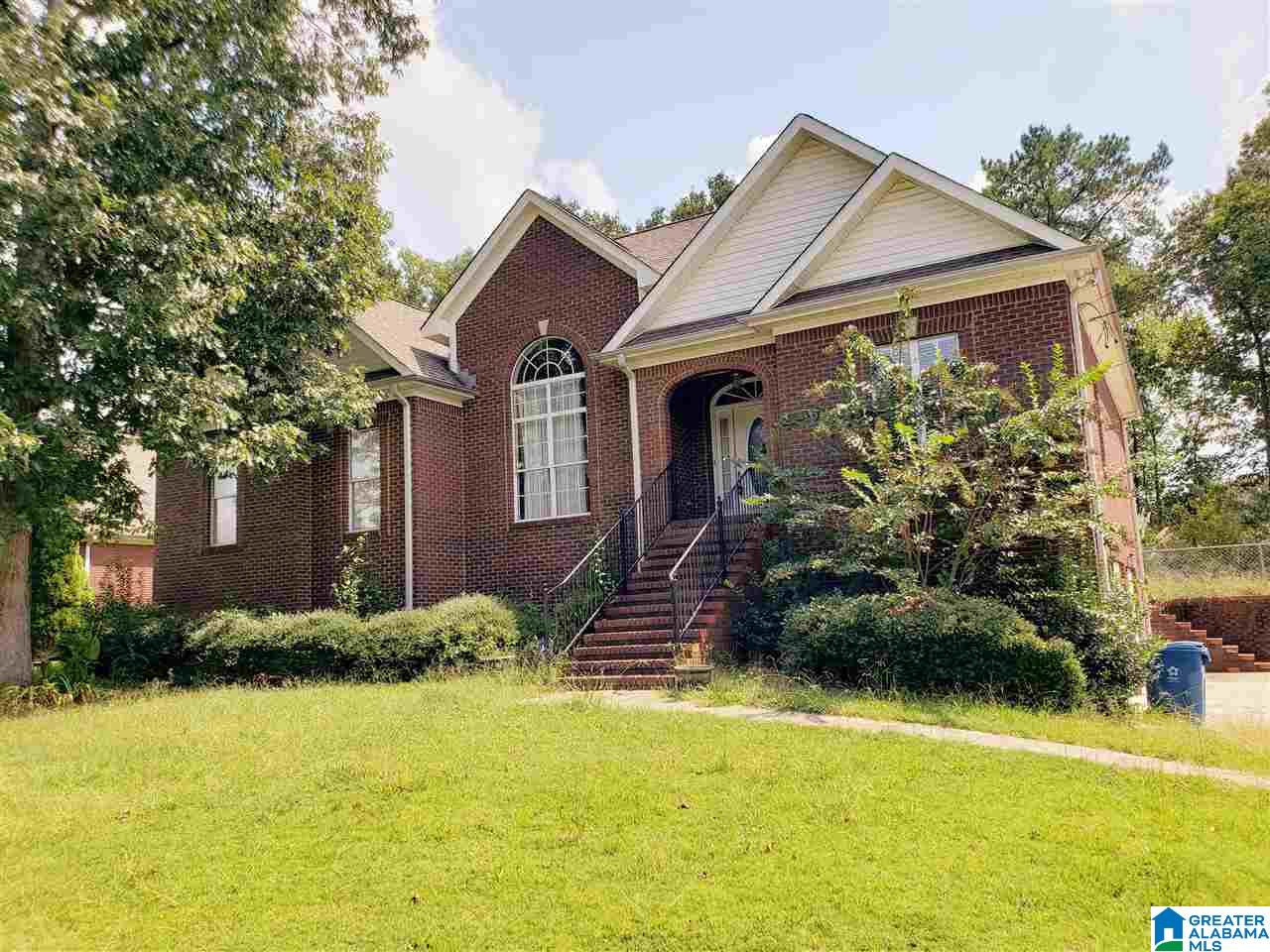 2462 Hemlock Drive Bessemer, AL 35023 - Photo 2 of 26