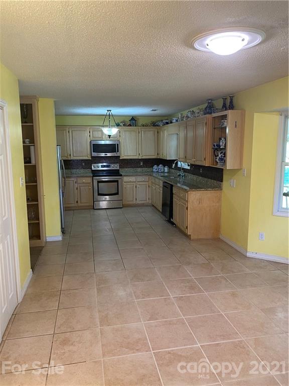 1755 Neely Store Road Rock Hill, SC 29730 - Photo 9 of 18 Gallery Image 9