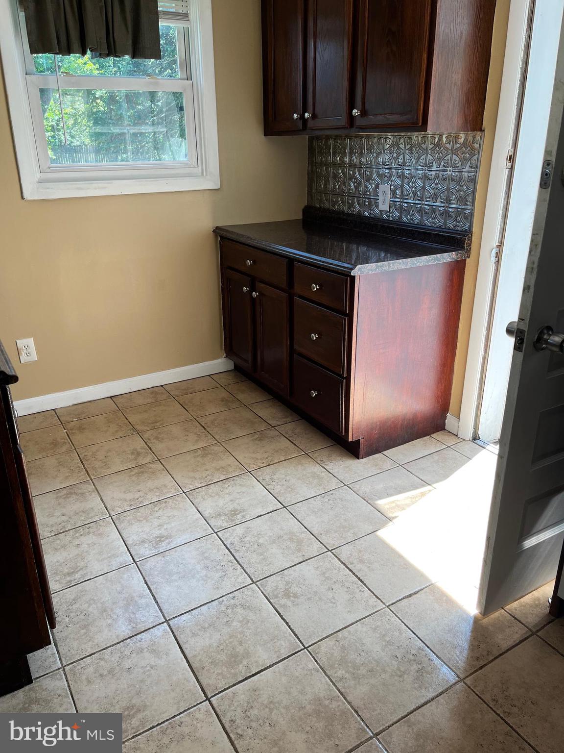 1206 Church Road Oreland, PA 19075 - Photo 19 of 38